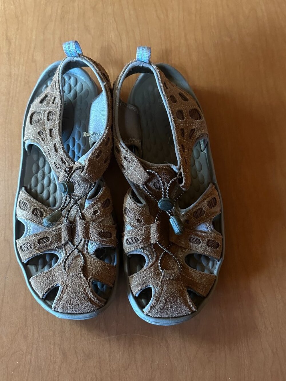 Privo by Clarks Women's Brown Suede Sandals in size 8.5